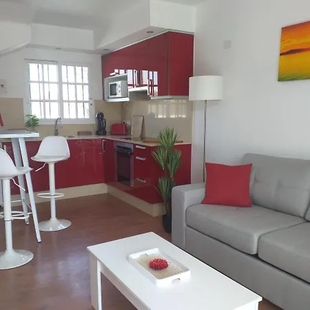 Duplex -the Sunny Hut - Swimming Pool - Free Wifi & Ac- Marinas Appartamento *